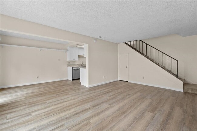 Building Photo - Upgraded 2-Bedroom Townhome with Private G...
