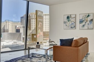 Building Photo - 3726 S Las Vegas Blvd