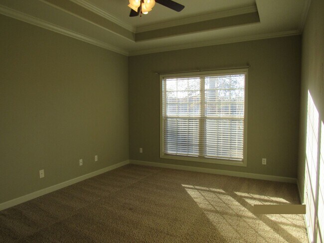 Foto del edificio - Valley Chase Subdivision!