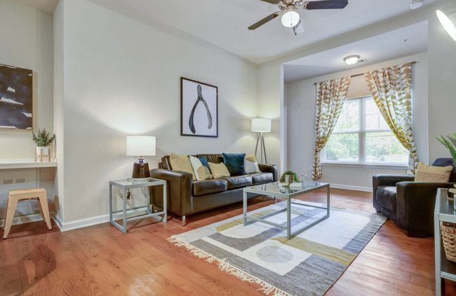 Foto del edificio - Room in Apartment on Campus Pointe Ct