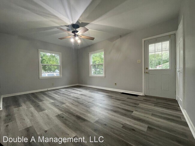 Foto del edificio - 2 br, 1 bath House - 333 Lamont St.