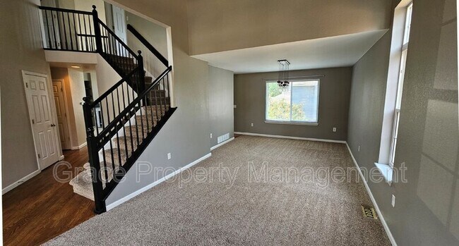 Building Photo - 18967 E Saratoga Cir