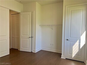 Building Photo - 5114 Panella Ave
