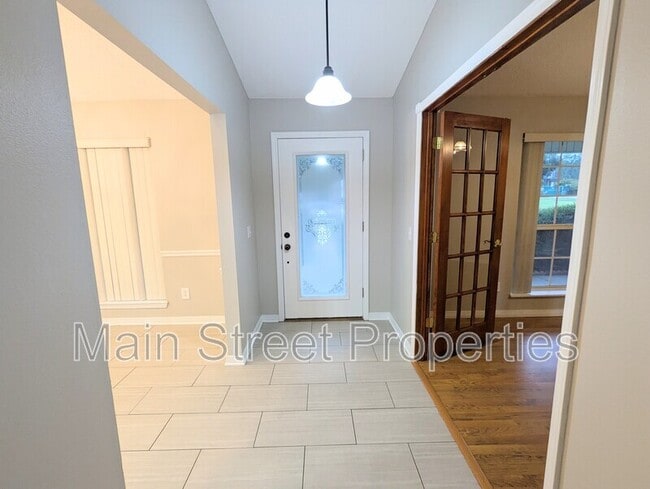 Foto del edificio - 1909 Southwind Cir