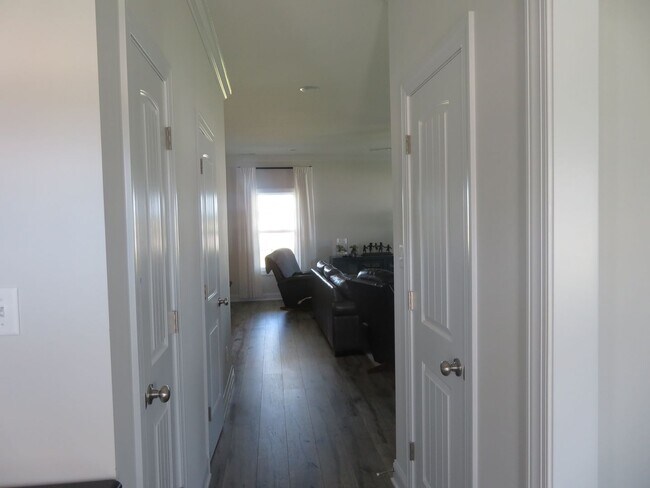 Foto del edificio - 4 Bd / 3.5 Ba Stateside Subdivision - Agen...