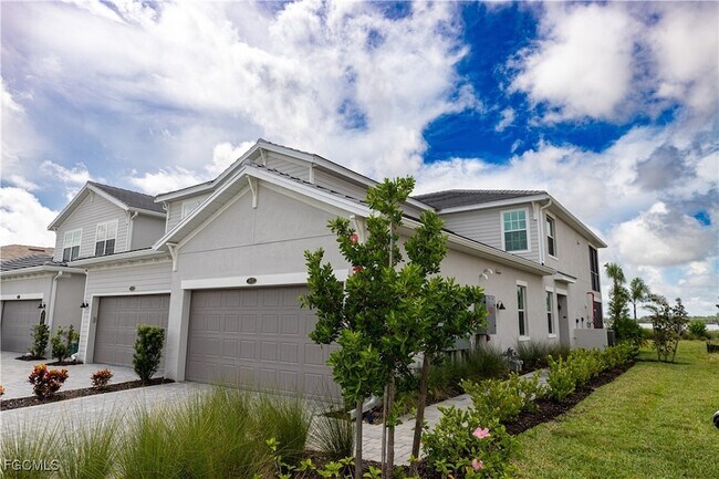 Foto del edificio - 16524 Kingwood Ln