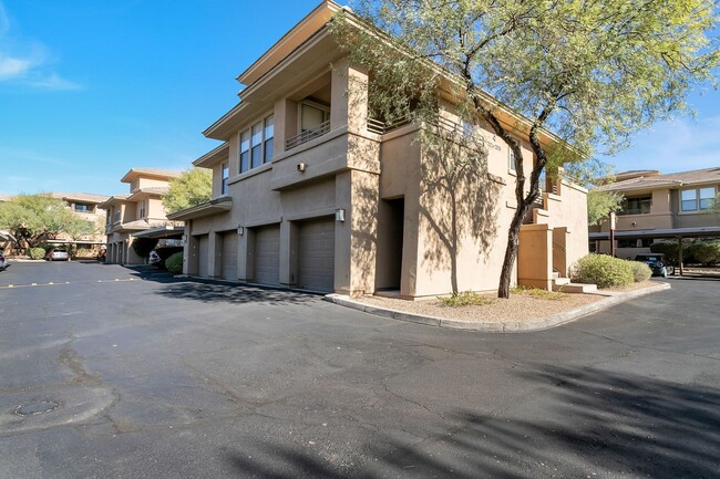 Building Photo - 20100 N 78th Pl