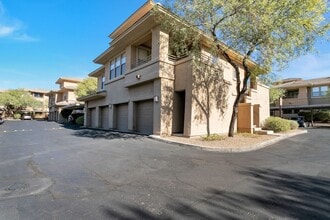 Building Photo - 20100 N 78th Pl
