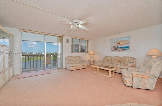 Building Photo - 3100 W Rolling Hills Cir