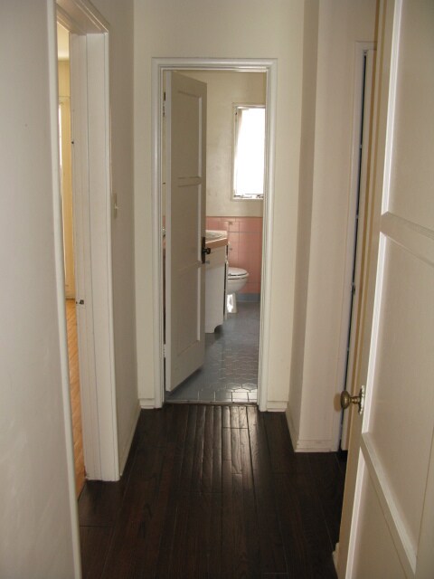 Building Photo - 5317 Russell Ave
