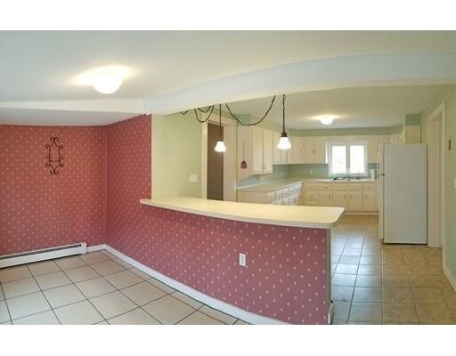 Foto del edificio - 62 Town Farm Rd