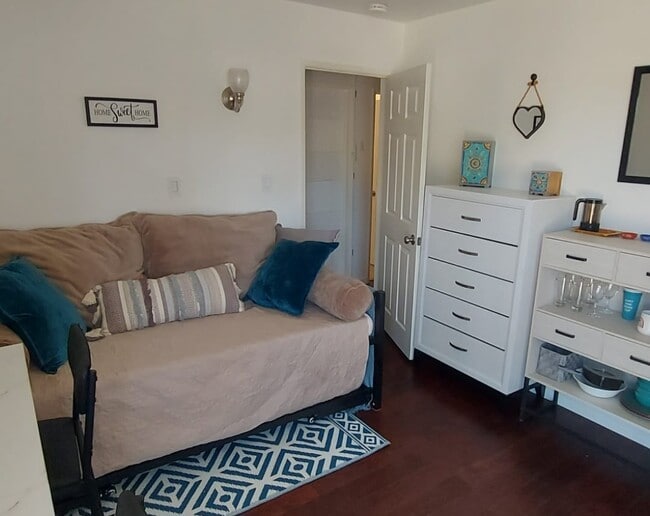 Close-up of couch/daybed - 224 F St