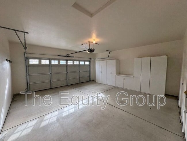 Foto del edificio - 1155 Meadow Ave