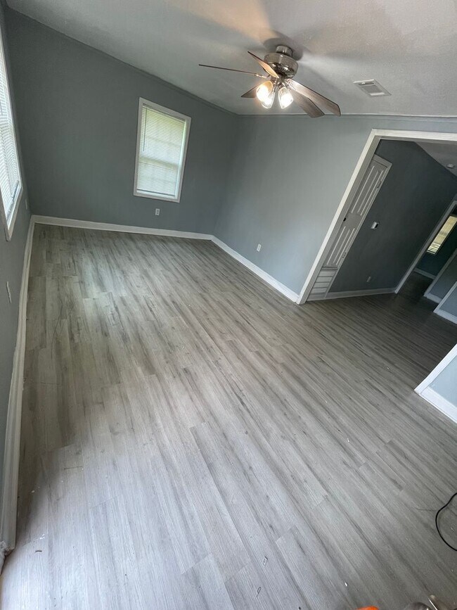Foto del edificio - Beautiful 4 Bedroom Home in North Shreveport