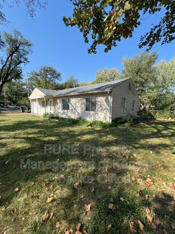 Foto del edificio - 3643 SW Clare Ave