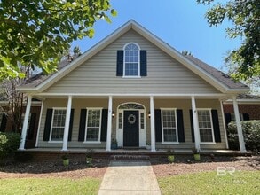 Building Photo - 31072 Oakleigh Dr