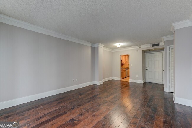 Foto del edificio - 1280 W Peachtree St NW