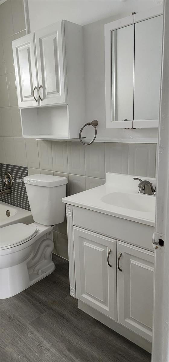 Building Photo - 6503 Winfield Blvd