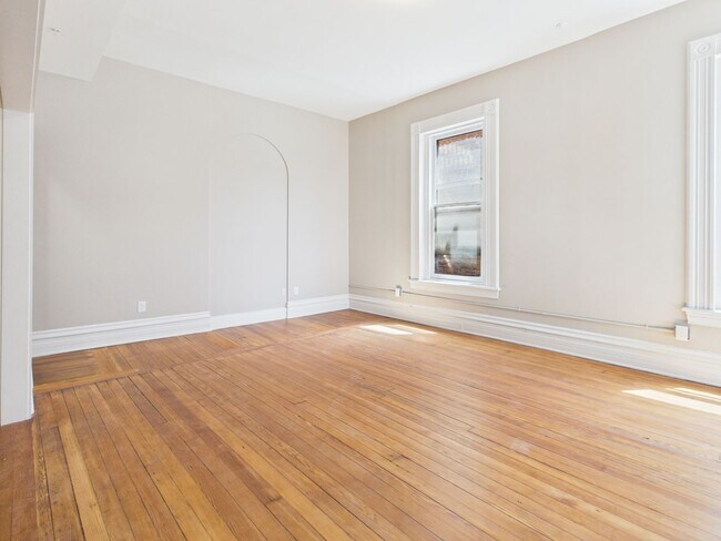 Foto del edificio - 7 E Franklin St