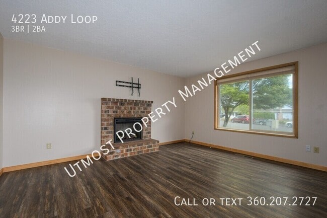 Foto del edificio - 4223 Addy Loop