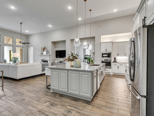 Foto del edificio - 122 Ballantyne Dr