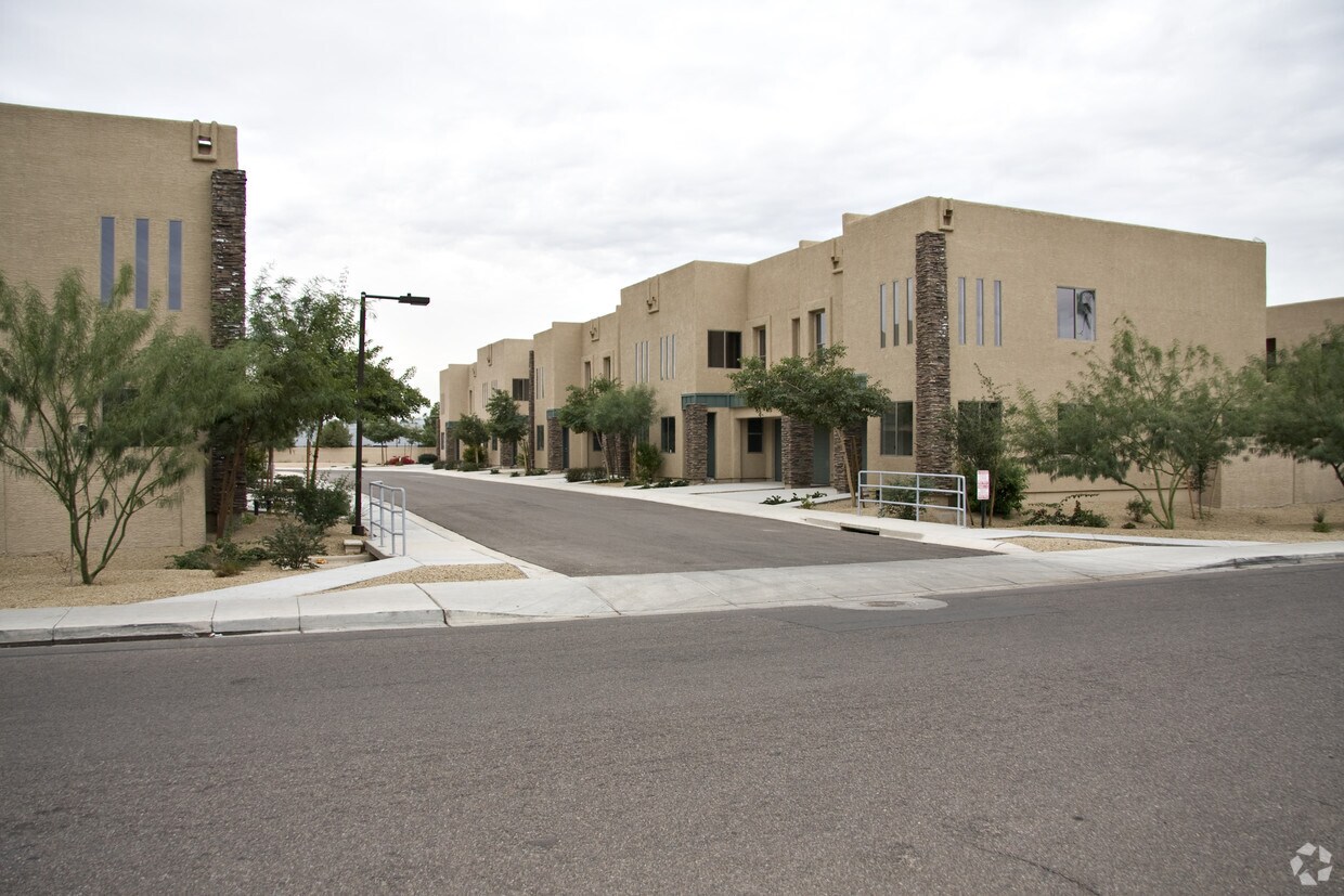 Building Photo - Terrace Condominiums