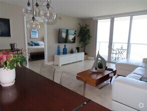 Building Photo - 5701 Collins Ave