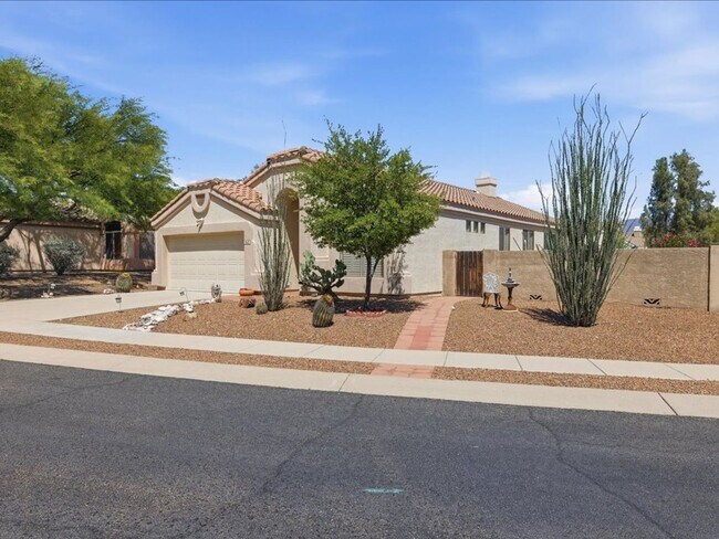 Building Photo - 9627 E Shadow Lake Ct