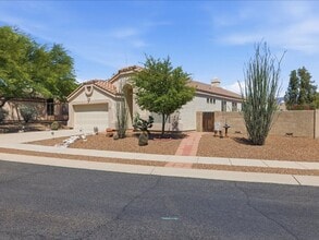 Building Photo - 9627 E Shadow Lake Ct