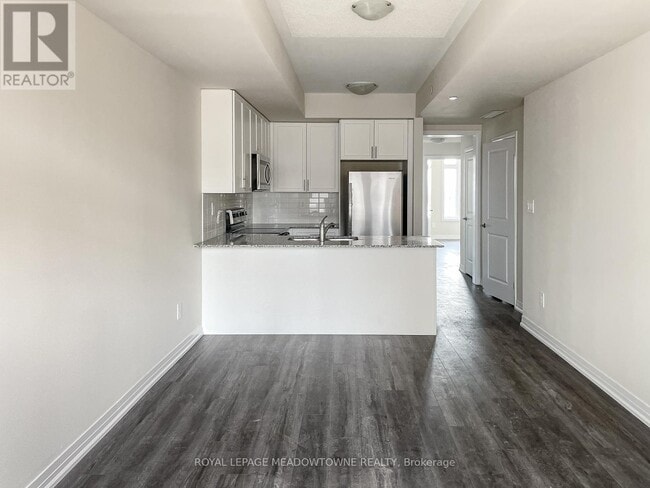 Building Photo - 1565 Rose Way