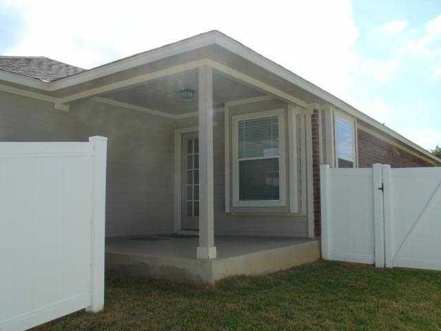 Foto del edificio - 802 Bull Creek Pkwy
