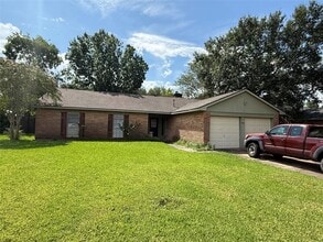 Building Photo - 403 Brandywyne Dr