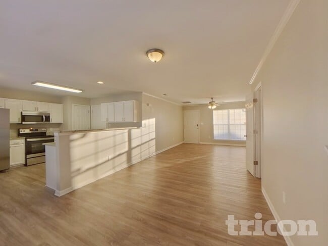 Foto del edificio - 6503 Sunman Rd