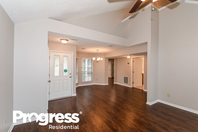 Building Photo - 2896 Lantana Lakes Dr E