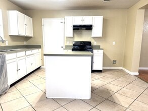 Building Photo - 15711 Western Skies Dr Building Photo - 15711 Western Skies Dr