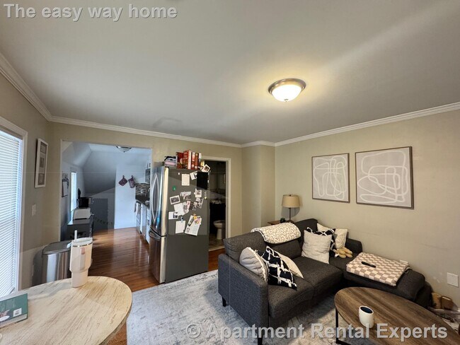 Foto del edificio - 25 Fourth St Unit #2