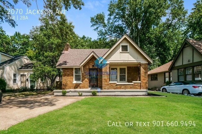 Photo - 2070 Jackson Ave House