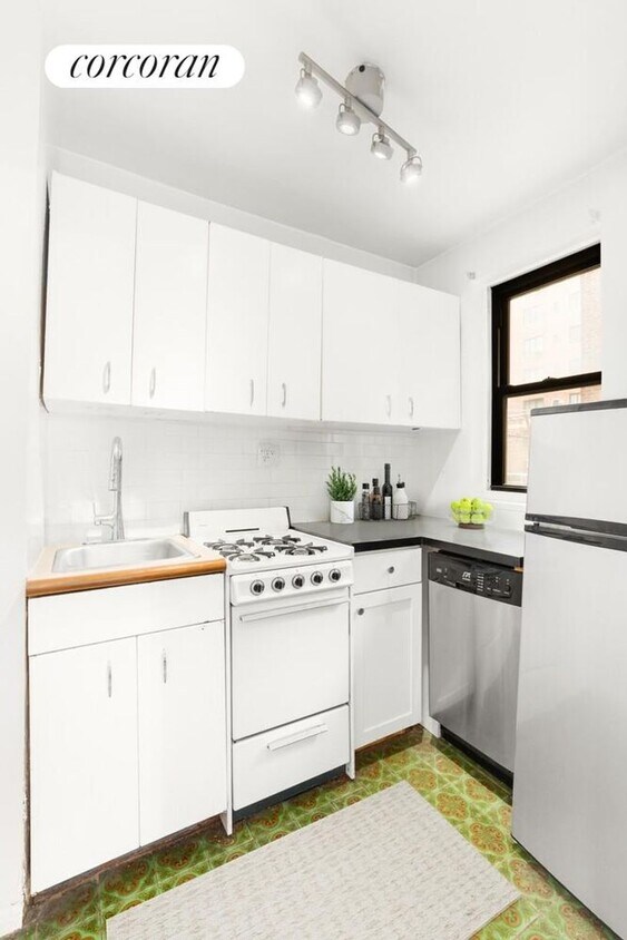 Foto del edificio - 222 E 35th St