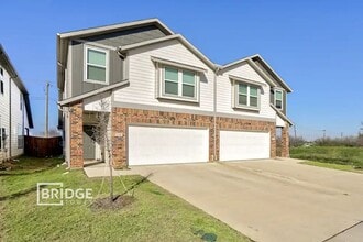 Building Photo - 4221 Tobin Dr