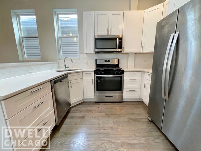 Foto del edificio - 718 N Willard Ct