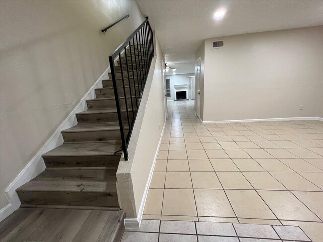 Photo - 2130 Greenbriar Colony Dr Townhome