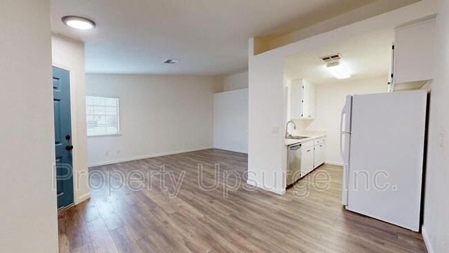 Building Photo - 1485 Bradford Way