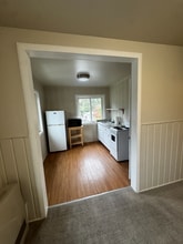 Building Photo - 88 Cascade Dr