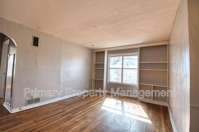 Foto del edificio - 4600 N Hamilton Dr