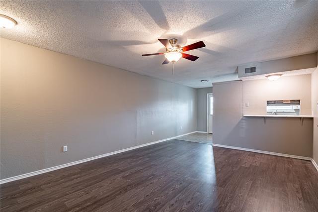 Building Photo - 408 Cambridge Dr