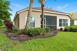 Building Photo - 2427 Woodbourne Pl