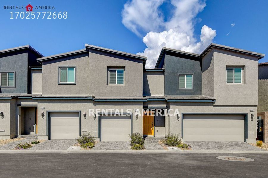 4254 Lunar Canyon Ave, North Las Vegas, NV 89084 Townhome Rentals in