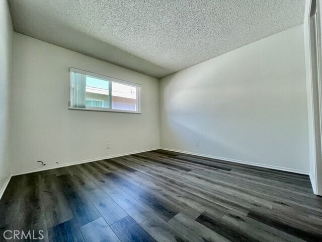 Foto del edificio - 7722 Cypress Dr