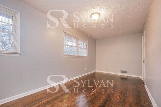 Building Photo - Lease today! No extra charge for contentme...