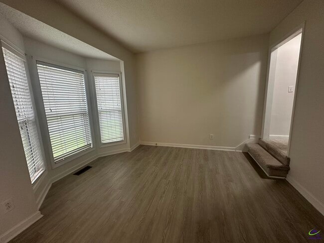 Building Photo - 282 Northridge Dr